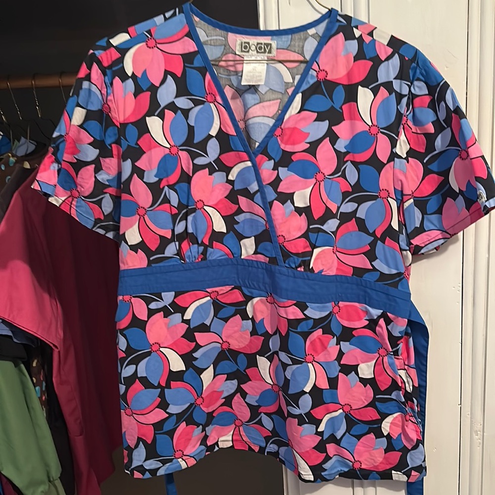 Scrub Top